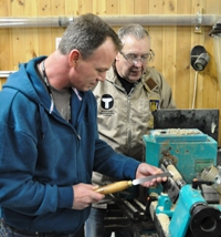 Using a skew chisel