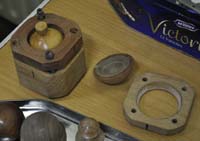 Sphere turning chuck
