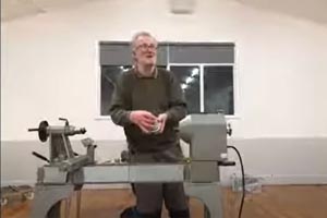 John Whiteley demonstrating some of the possibilities of an eccentric chuck John Whiteley eccentric chuck